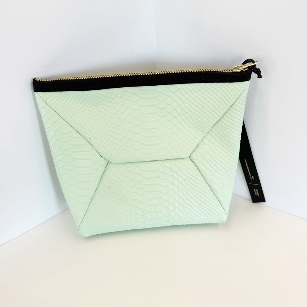 NWT Ampersand as Apostrophe Leather Python Textured Clutch Bag in Mint Green - Picture 5 of 11